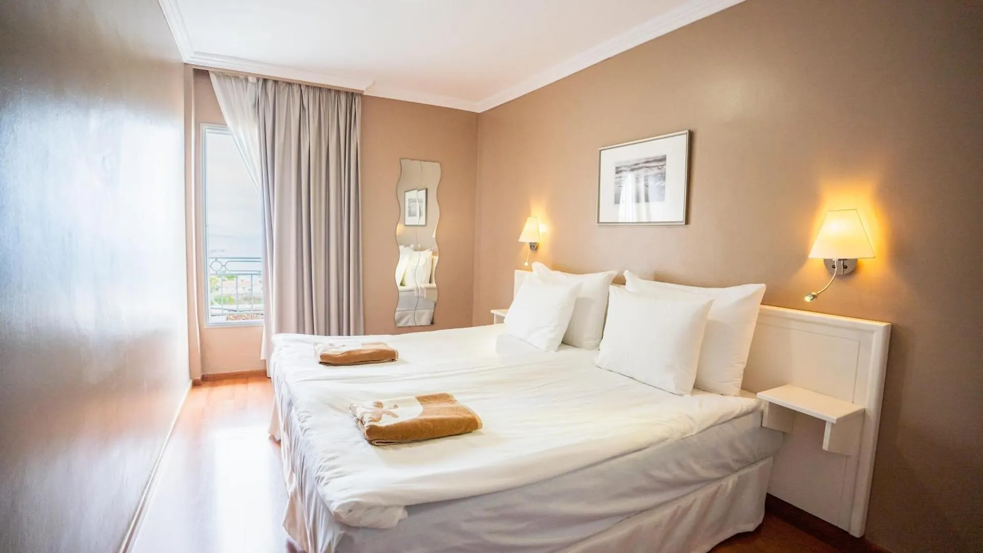 Coral La Quinta Park Suites Santa Úrsula Apartment